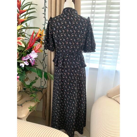 GU (Uniqlo) x Rokh Half Sleeve Shirt Dress in Black Floral - Picture 10 of 13